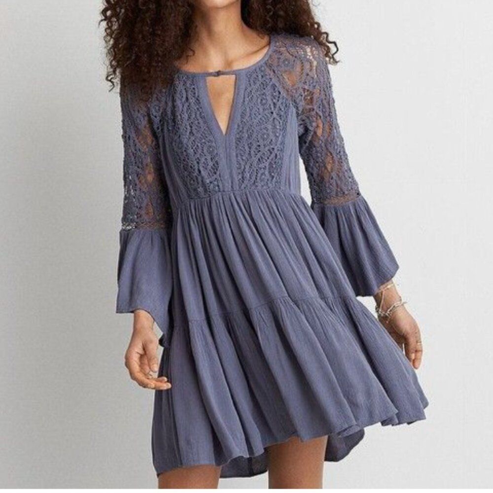 American Eagle Dusty Purple Lace Bell Sleeve Boho Mini Dress L